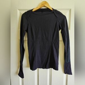 Lululemon soft stretch green dot sleeves back pocket sweatshirt Size 4